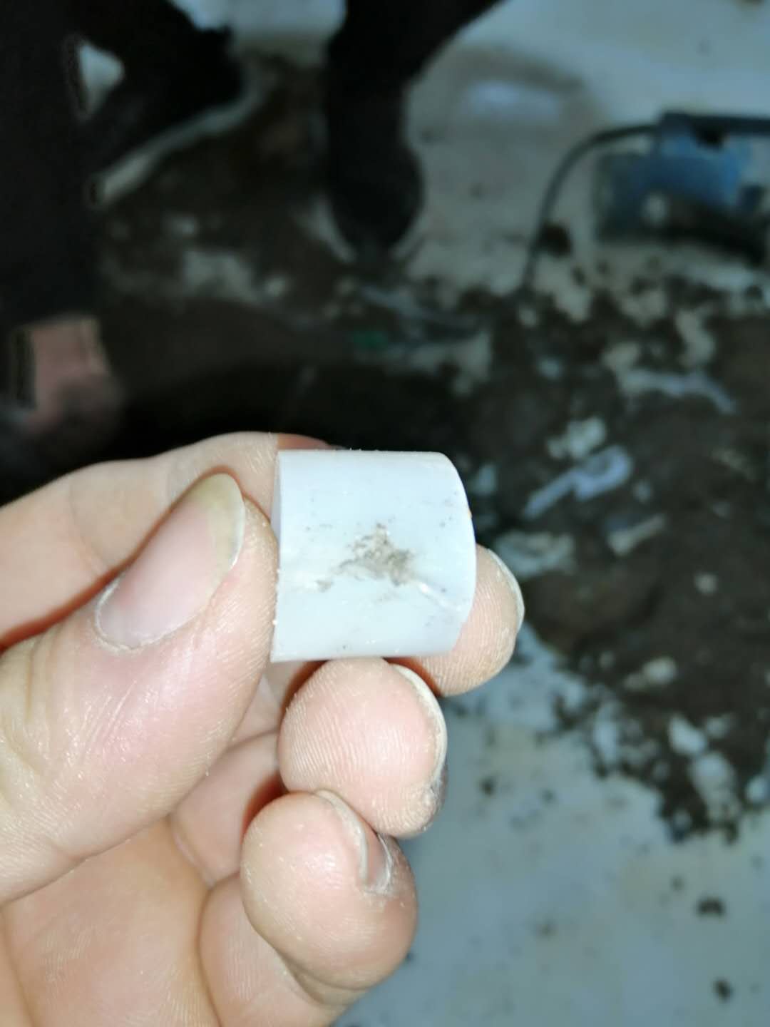 响水家里地暖漏水了怎么办？